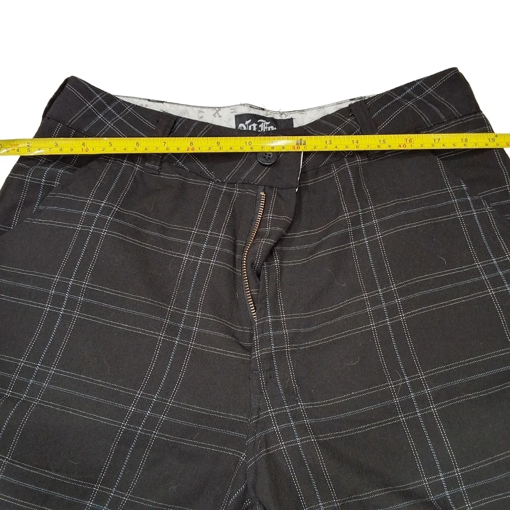 No Fear Vintage Mens Y2K Black Plaid Knee Length Streetwear Shorts - Picture 6 of 8